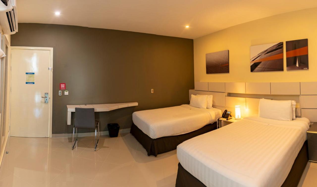 Hotel Florida Sinu มอนเตริอา ภายนอก รูปภาพ