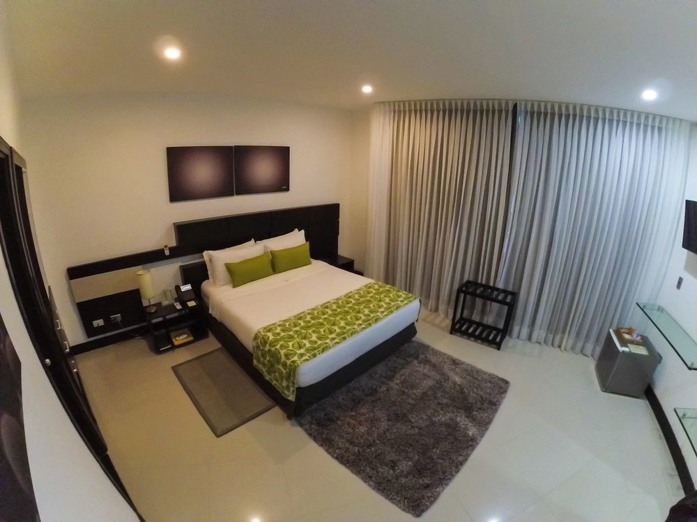 Hotel Florida Sinu มอนเตริอา ภายนอก รูปภาพ